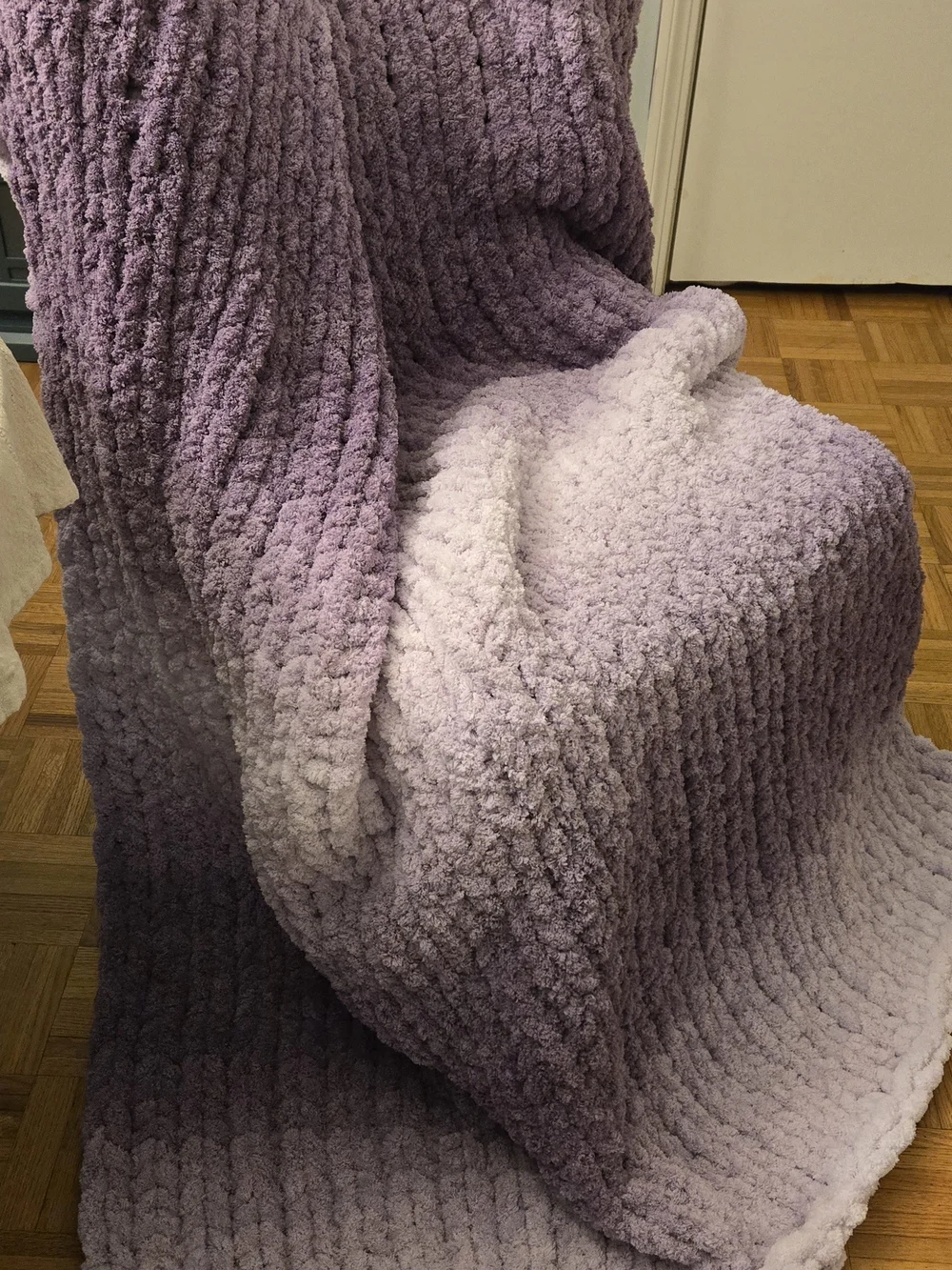 Plush Chunky HandKnit Lavender Twin Size Blanket - Unbranded